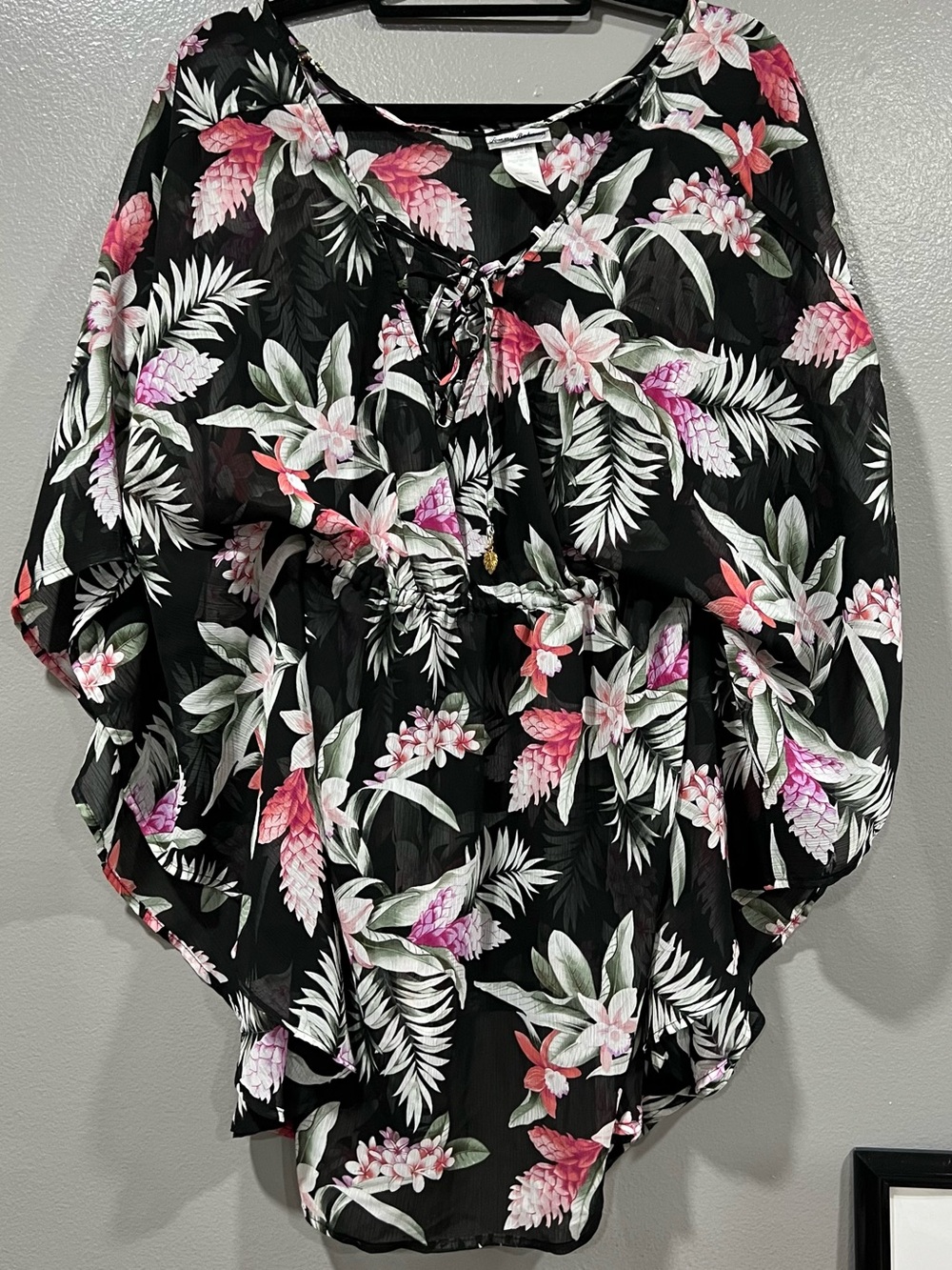 Tommy Bahama Gingerflower  Swim Coverup with Pink & White Accents
